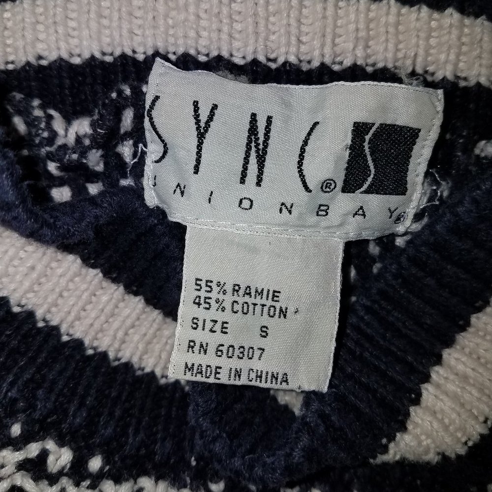 Oversize Knitted Pull Over Sweater - image 6